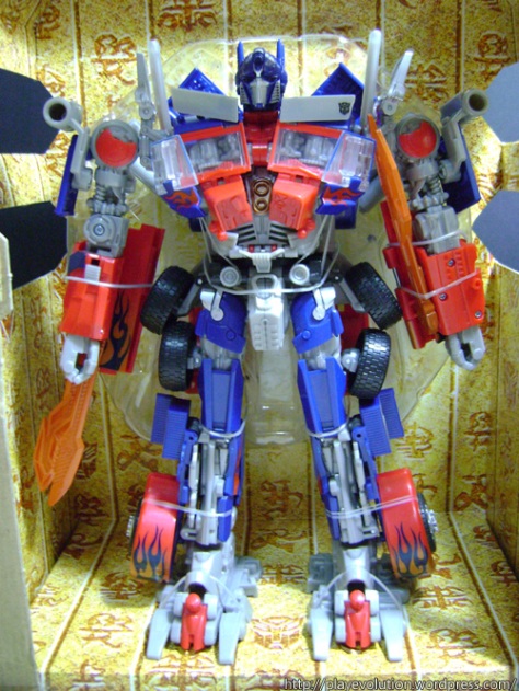 Toy Review Transformers Masterpiece MPM-4 Optimus Prime